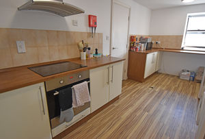 Kitchen- click for photo gallery
